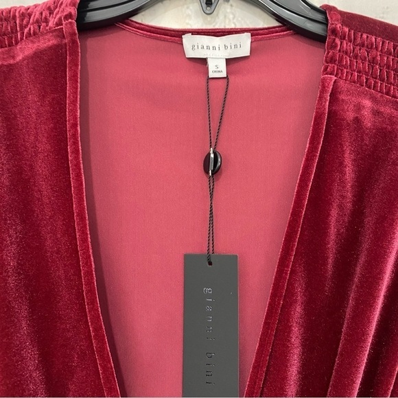 NEW Gianni Bini Burgundy Solid Red Velvet Wrap Dress Mini Long Sleeve V Neck Tie - Picture 12 of 13